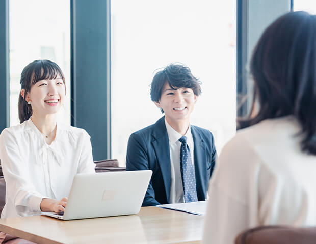 スタッフ採用教育マニュアルの提供